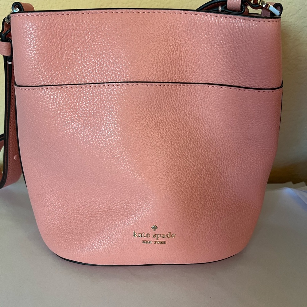 Kate Spade 3 Compartment Shoulder Bag in Coral